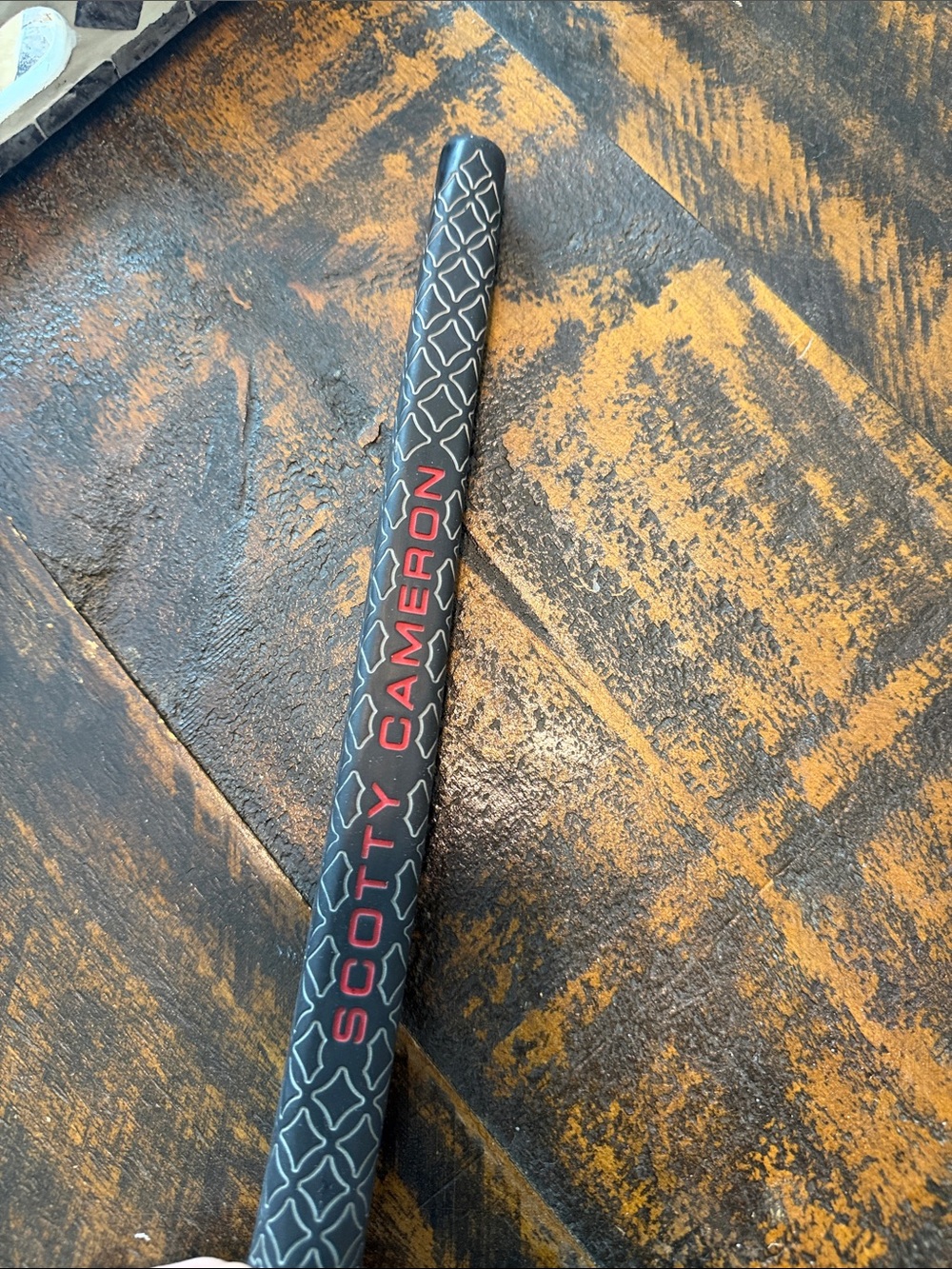 Scotty Cameron Black Grip with Red Logo - Men's Putter Accessory